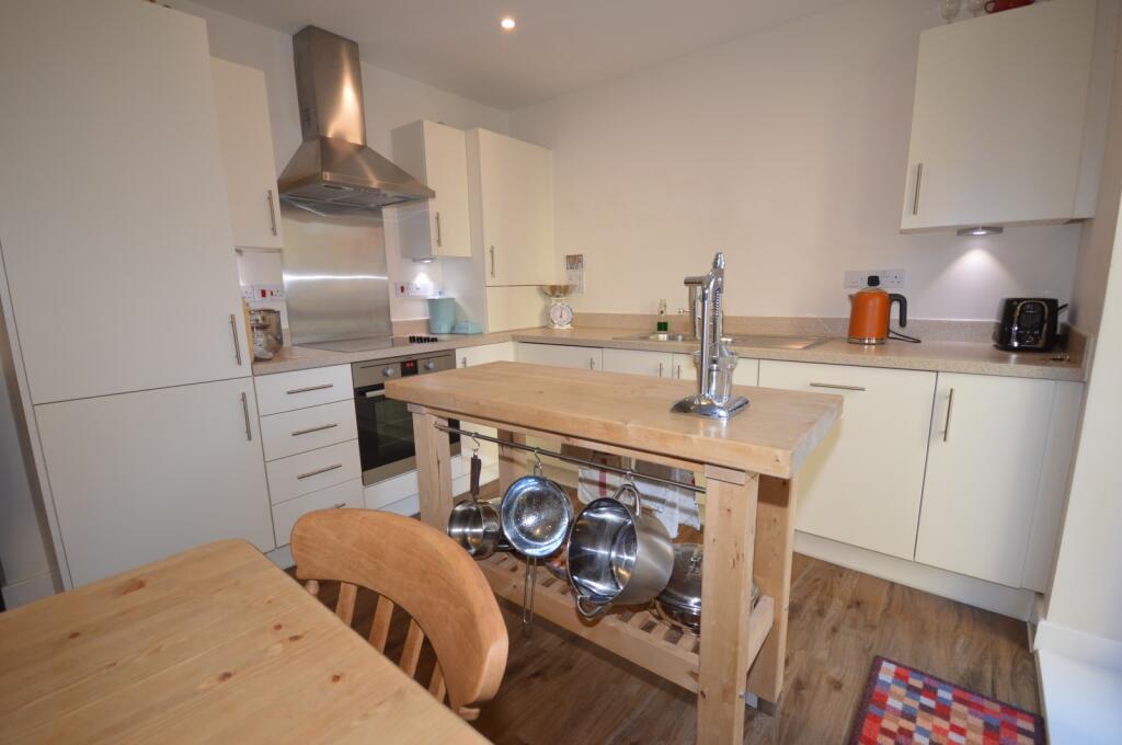 Kitchen of property 