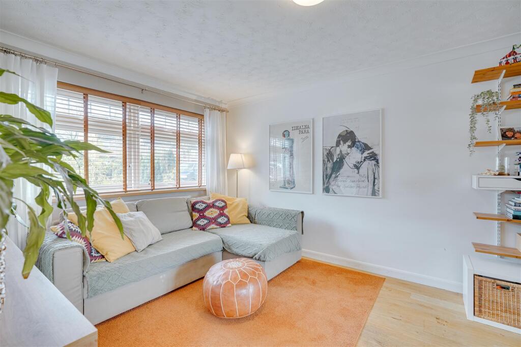 59 George Lambton Ave, Newmarket--10.jpg