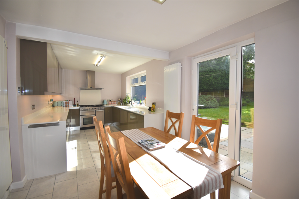 Kitchen / Dining Are