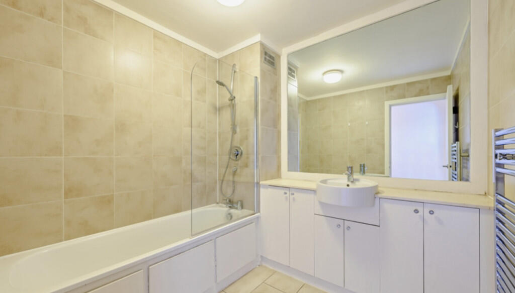 Screenshot 2025-1...