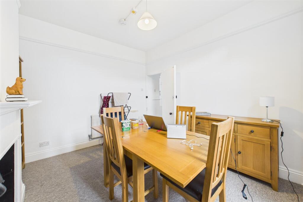 5 Osborne Villas, Kingsdown, Bristol, BS2 8BP | Fr