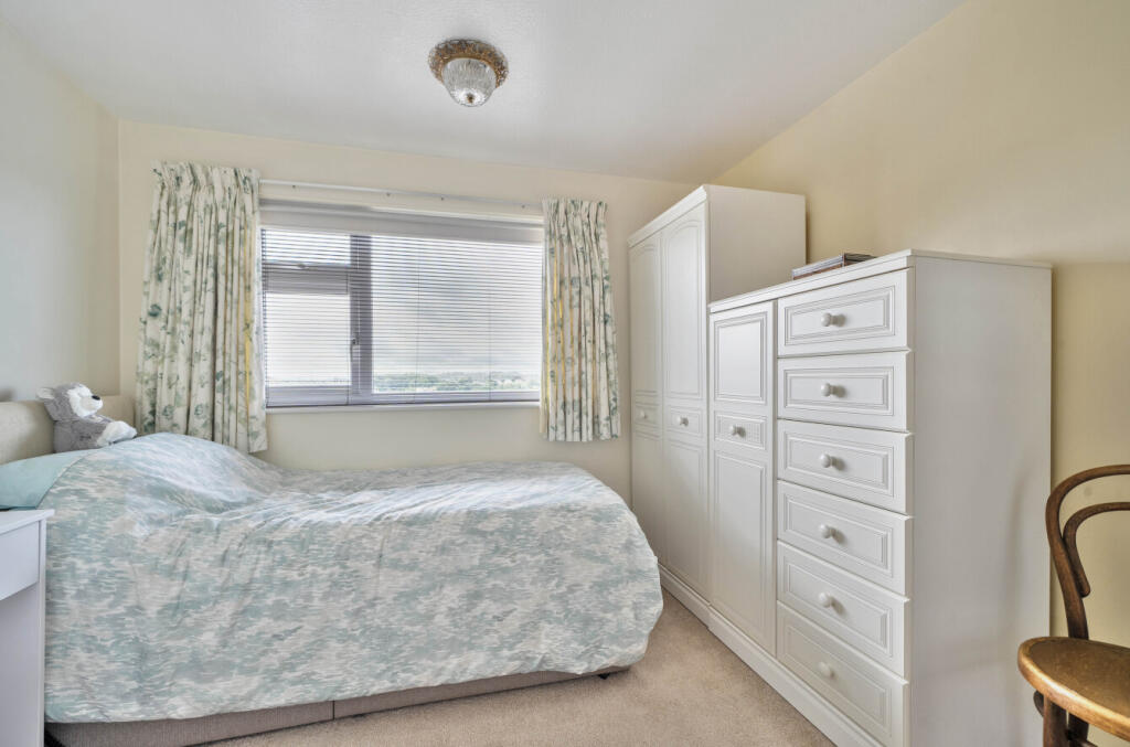 1303915-11-6841a2...