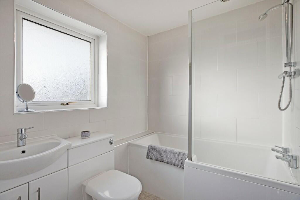 Modern Bathroom