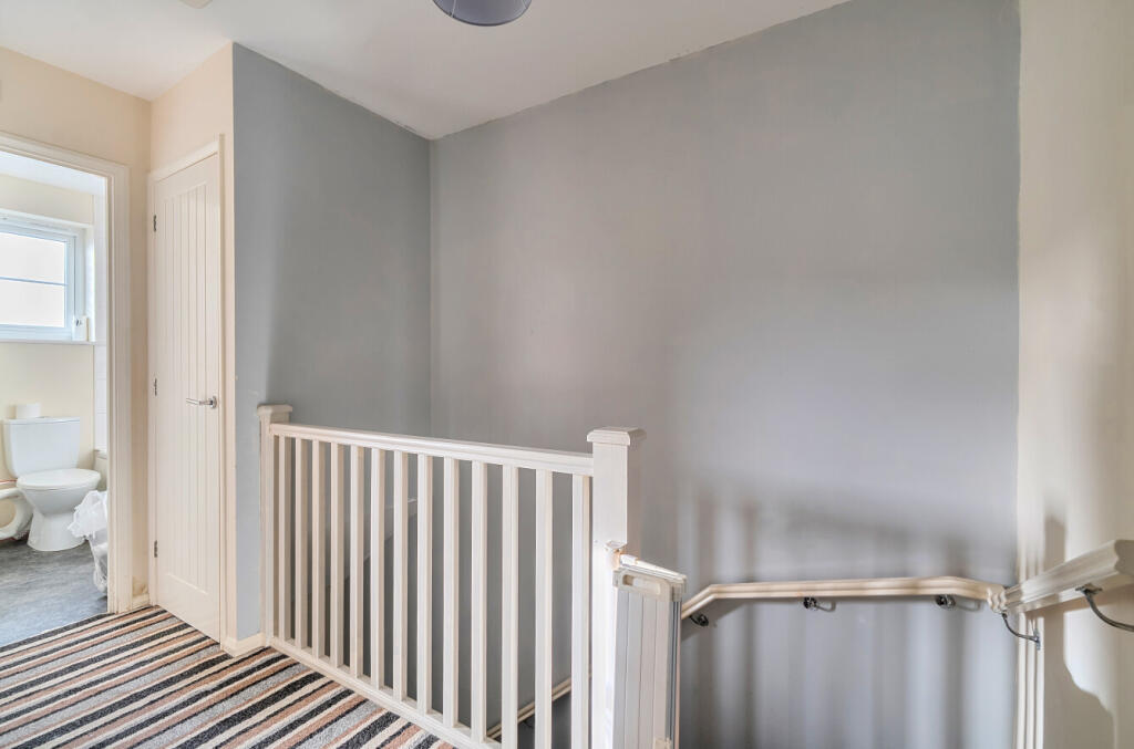 1370133-15-68ff42...