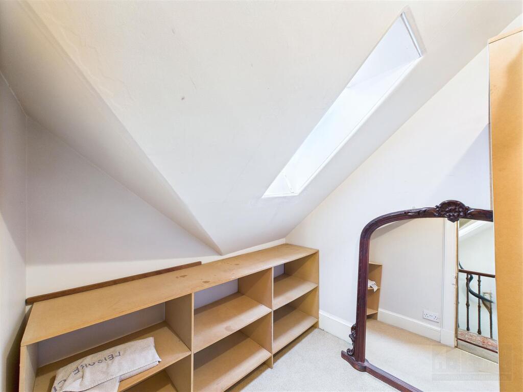 Dressing Room / Home Working Space
