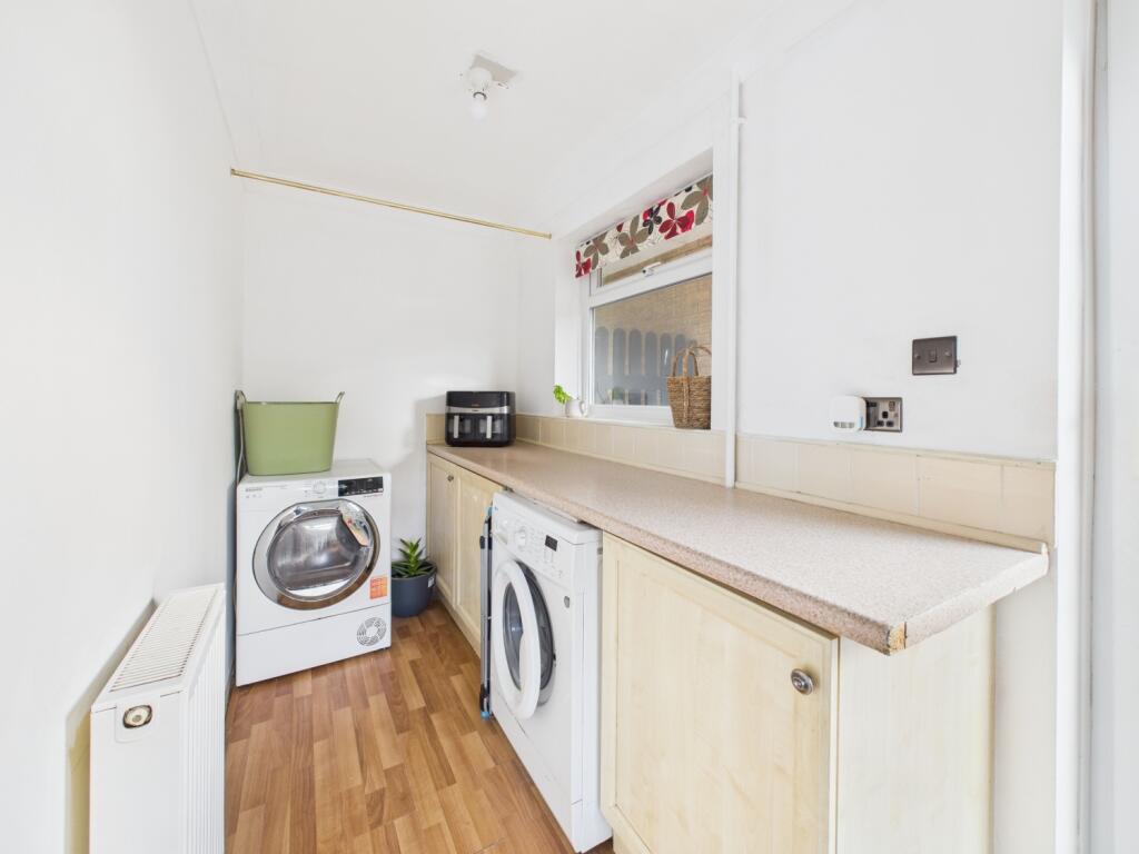 9. CAM04922G0-PR0066-STILL015