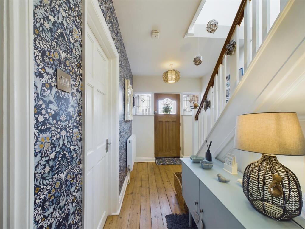 ENTRANCE HALL