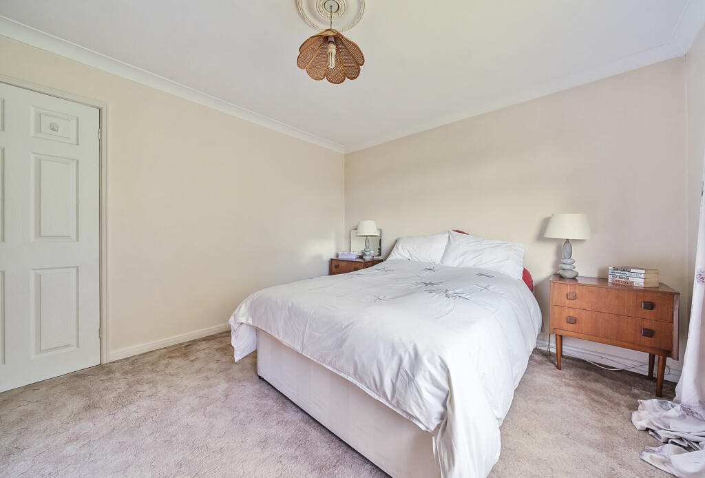 1311606-14-684c46...