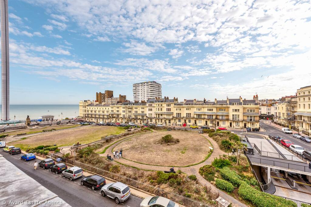 Flat 9, 53-54 Regency Square-10.jpg