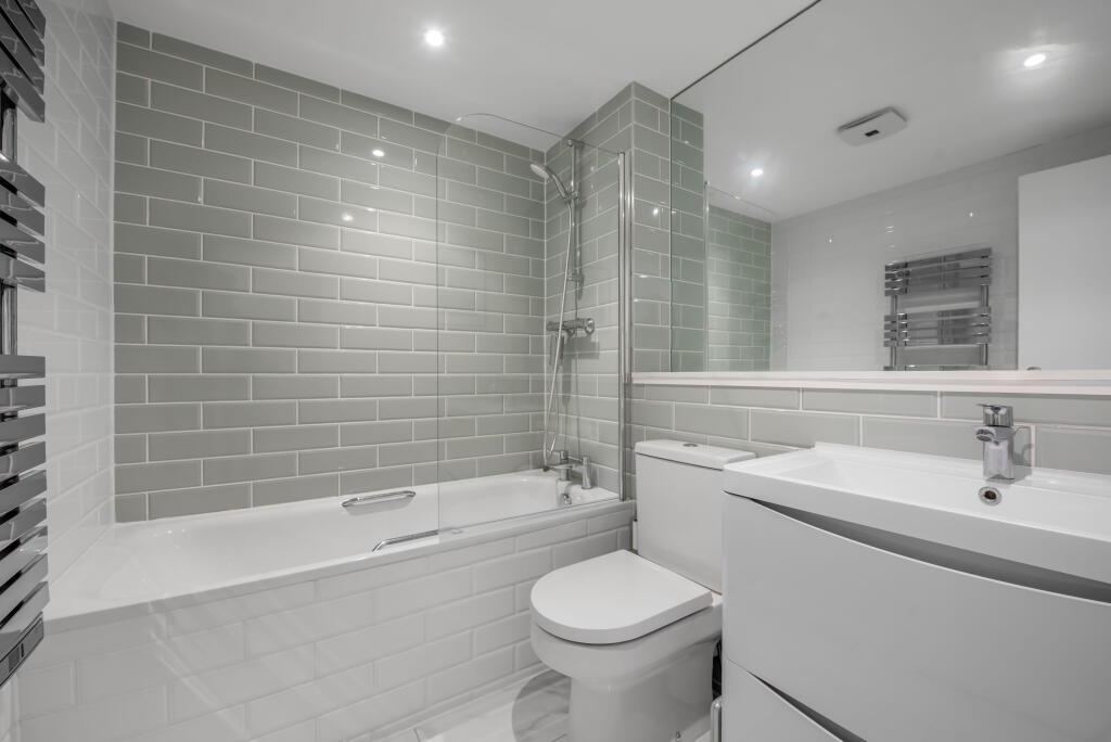 Master En-suite