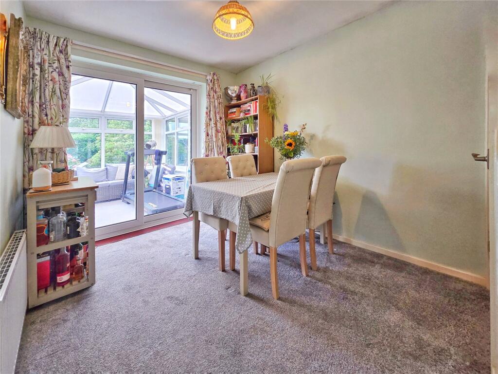 Bedroom 2/ Dining Rm