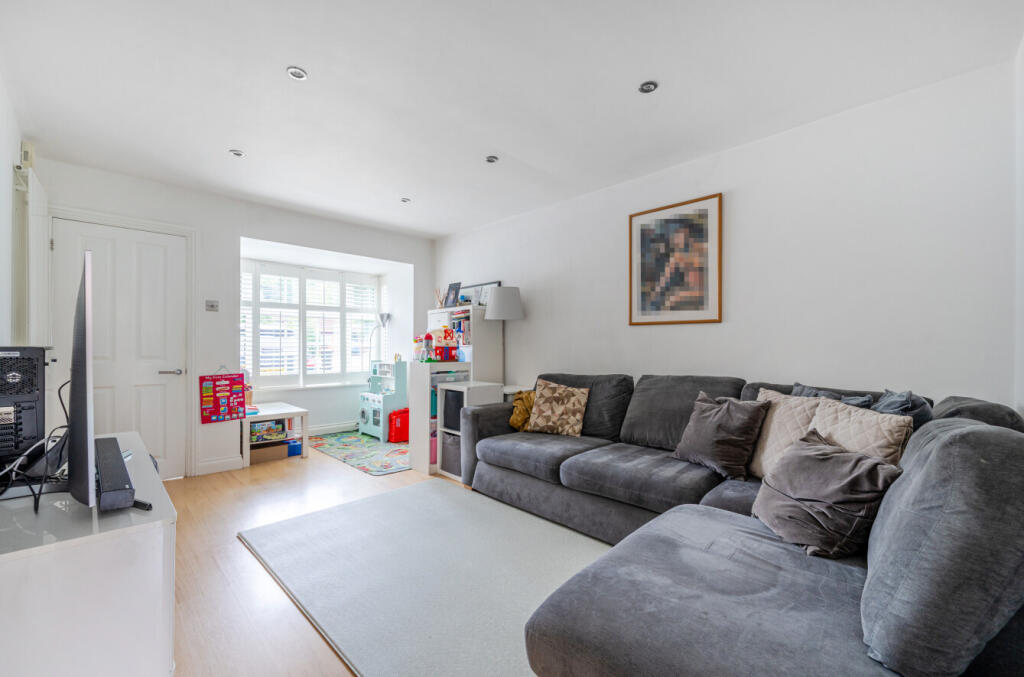 1327400-12-687f8a...