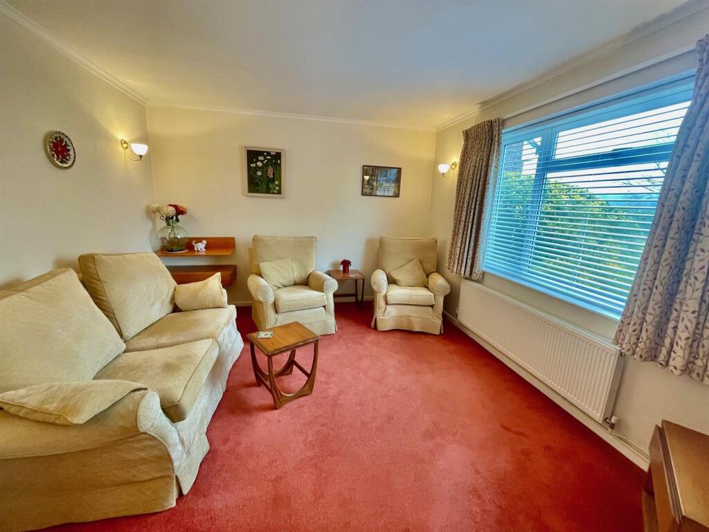 15 Bulls Lane Lounge.jpg