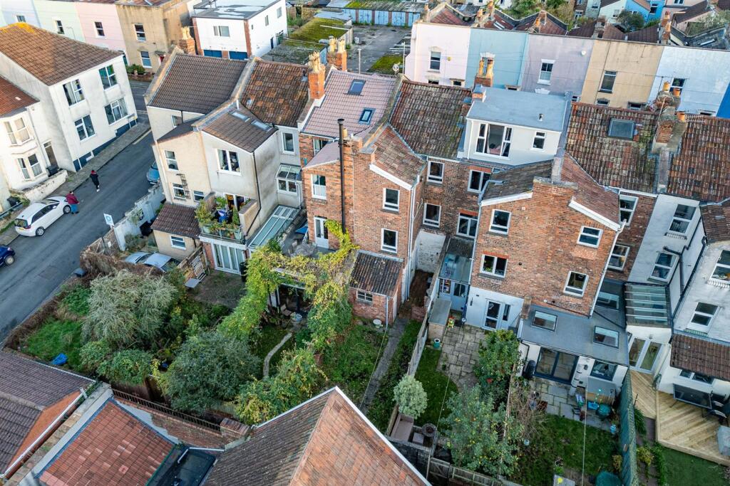 24 Somerset Terrace, Windmill Hill, Bristol BS3 4L