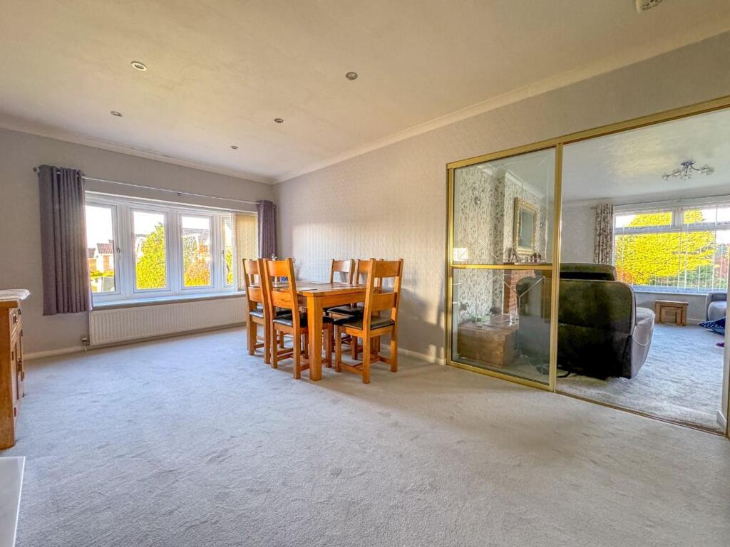 Thirlmere Avenue - Image-15.jpg