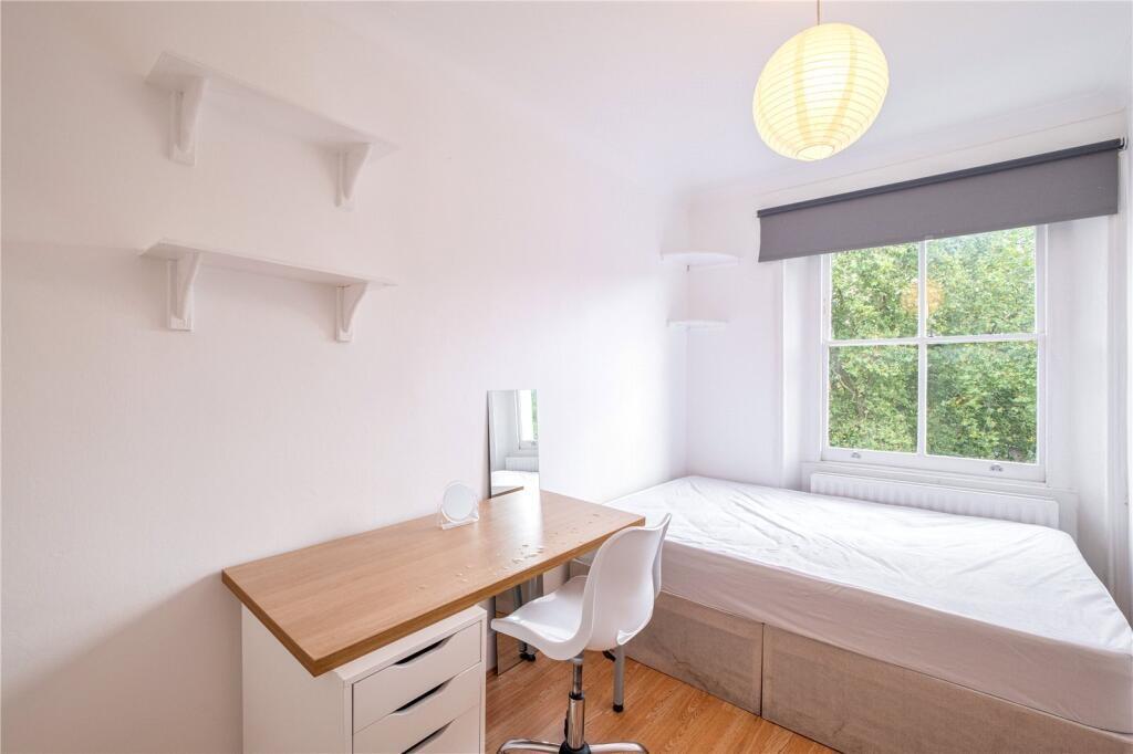 54616_FIN240147_L...