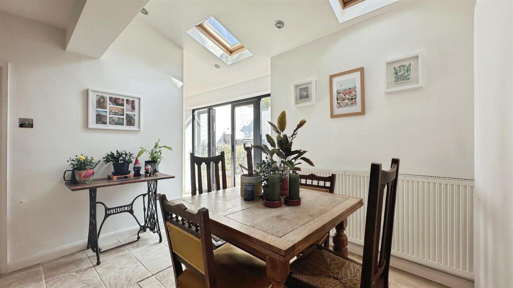 b0723e49--4728-A38A-1E8D2305A7CD-61919-000014B36DD