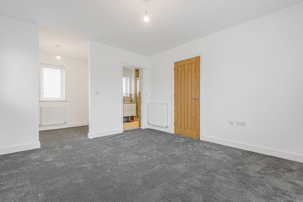 Master Bedroom wi...