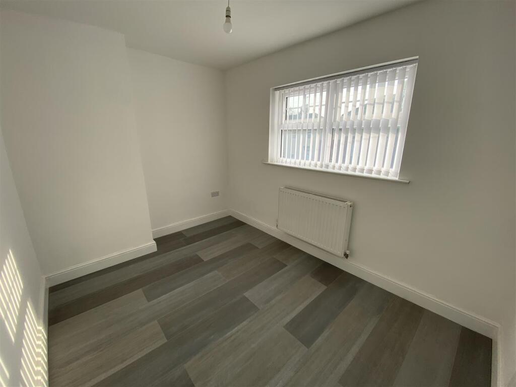 Bedroom no.2:
