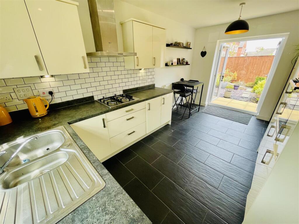 Open Plan Kitchen/Dining Room