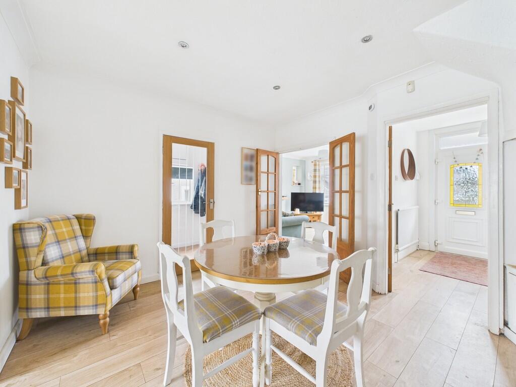 CAM02089G0-PR0546...