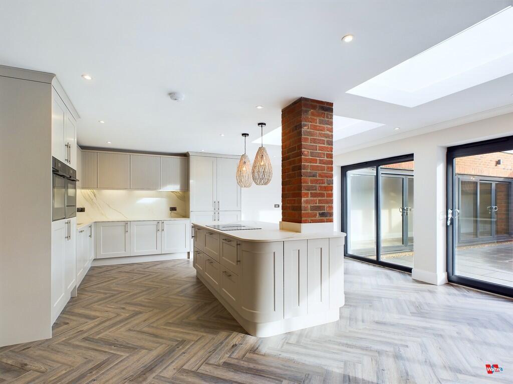 CAM04092G0-PR0034...