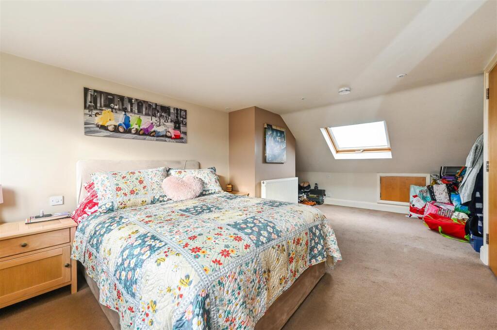 Bedroom One.jpg