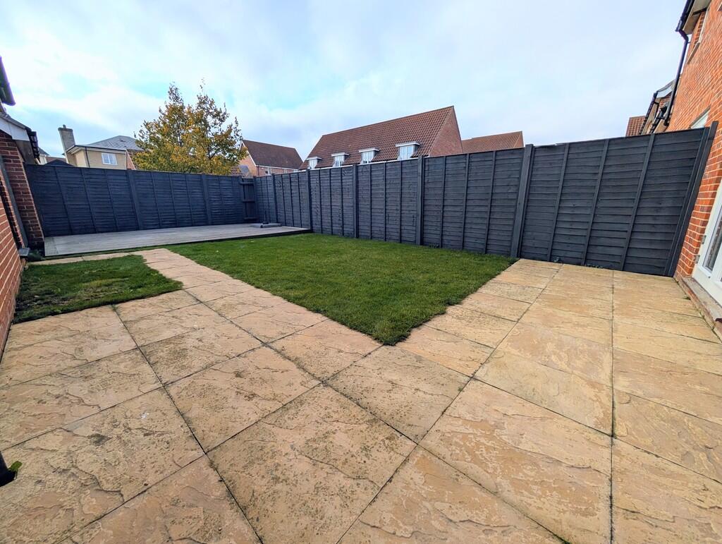 PXL_20241016_1031...