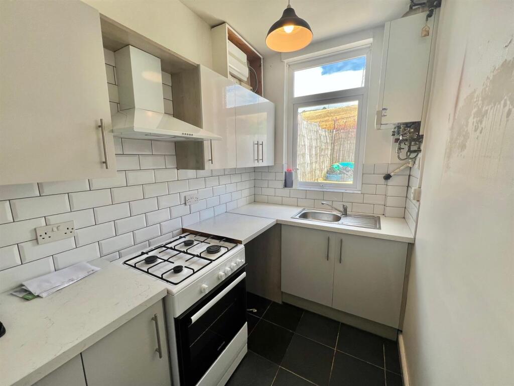 Bramleys Estate Agents - Claremount Road - Halifax
