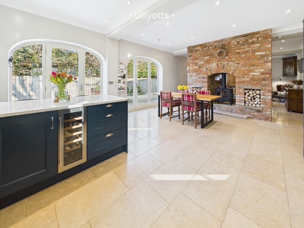 Open plan kitchen...