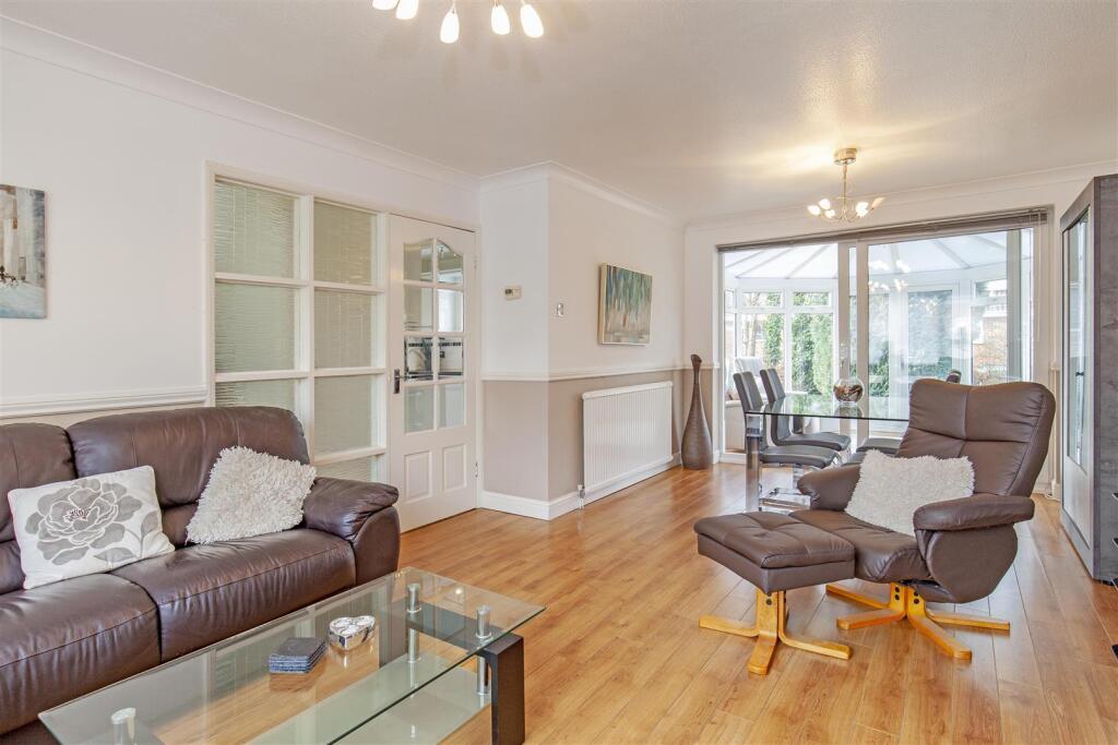 Reception Room-3.jpg