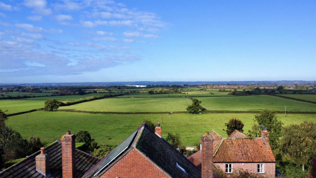 dji_fly_20241011_110348_550_1728643483482_photo_op