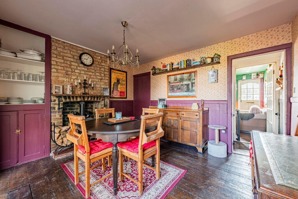 Dining Room (2)