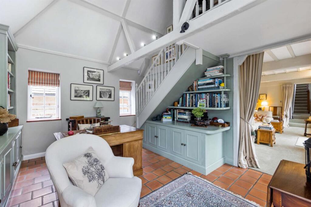 Smarkham Orchard, Madgehole Lane, Shamley Green, G