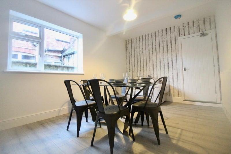 Dining Room - 81 empress.jpeg