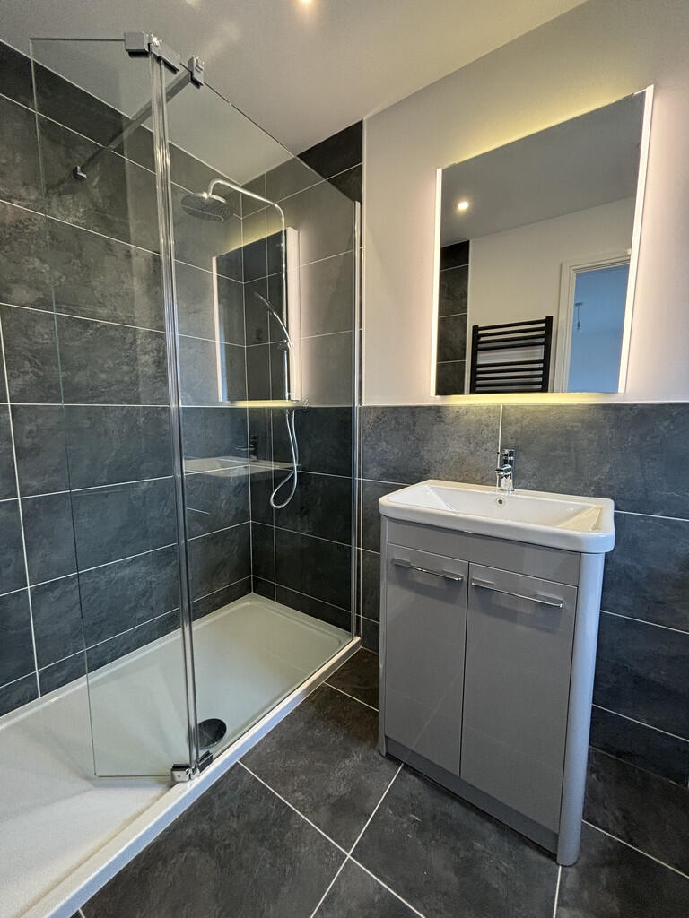 shower styling