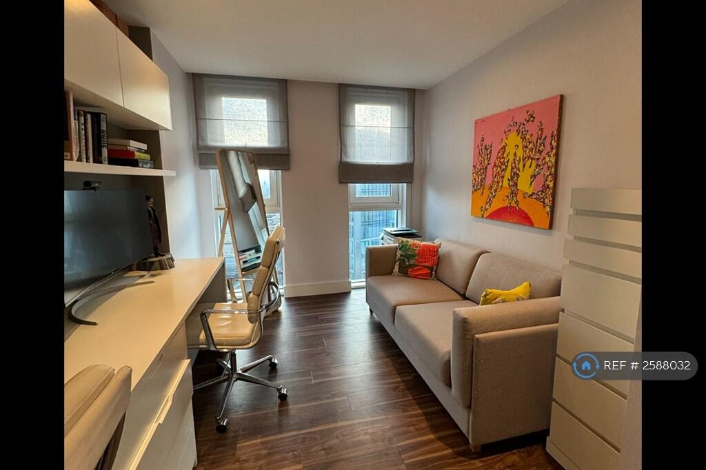 Office Space For Two And a Retractable Sofa 