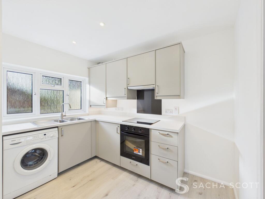 Kitchen / Breakfast Room