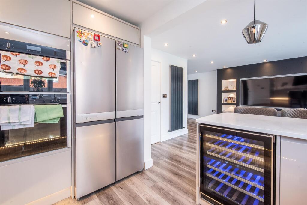 Lounge/Diner/Kitchen