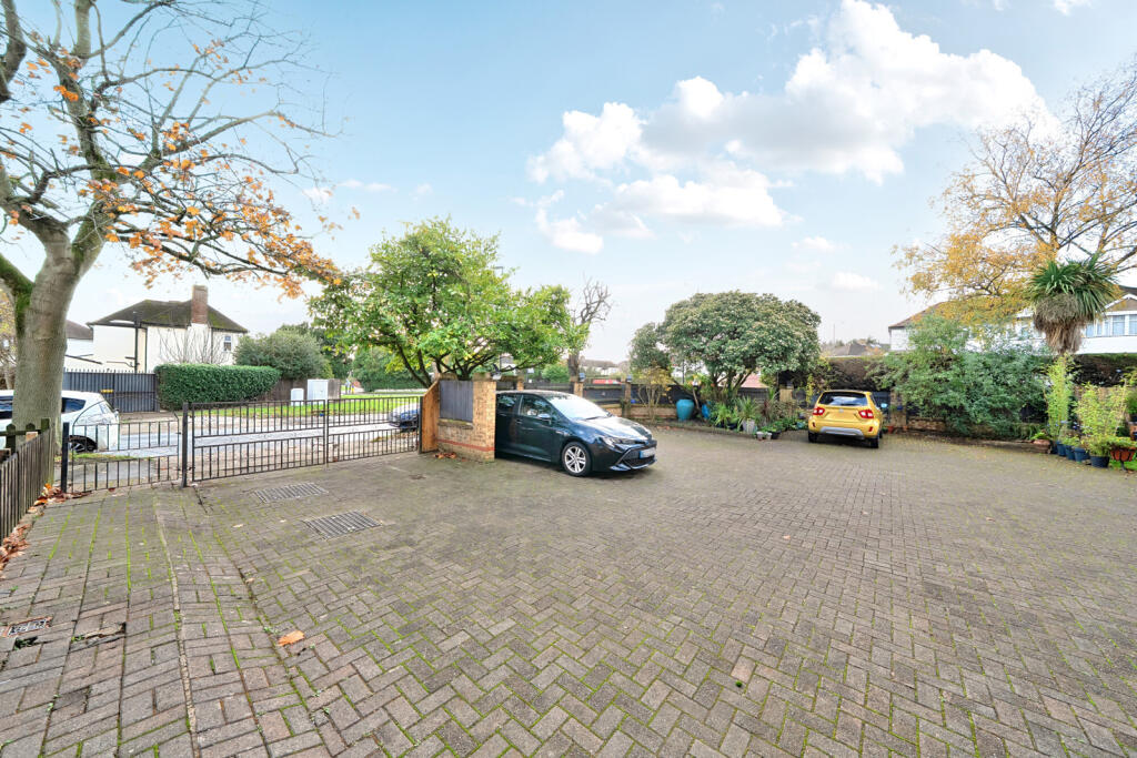 1386051-20-692999...