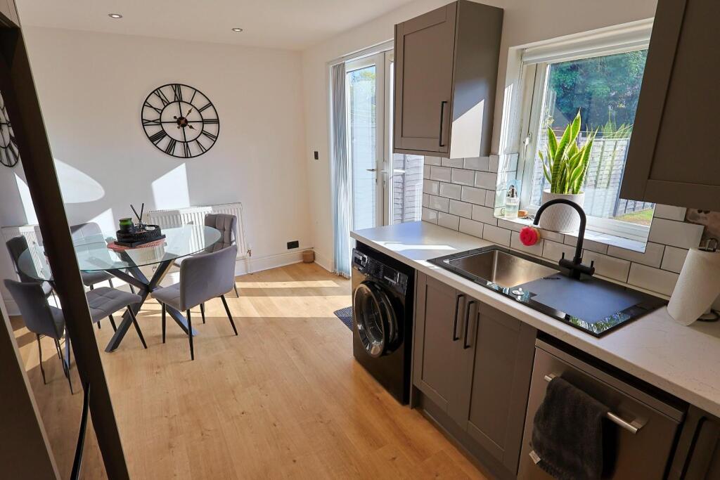 Kitchen / Diner
