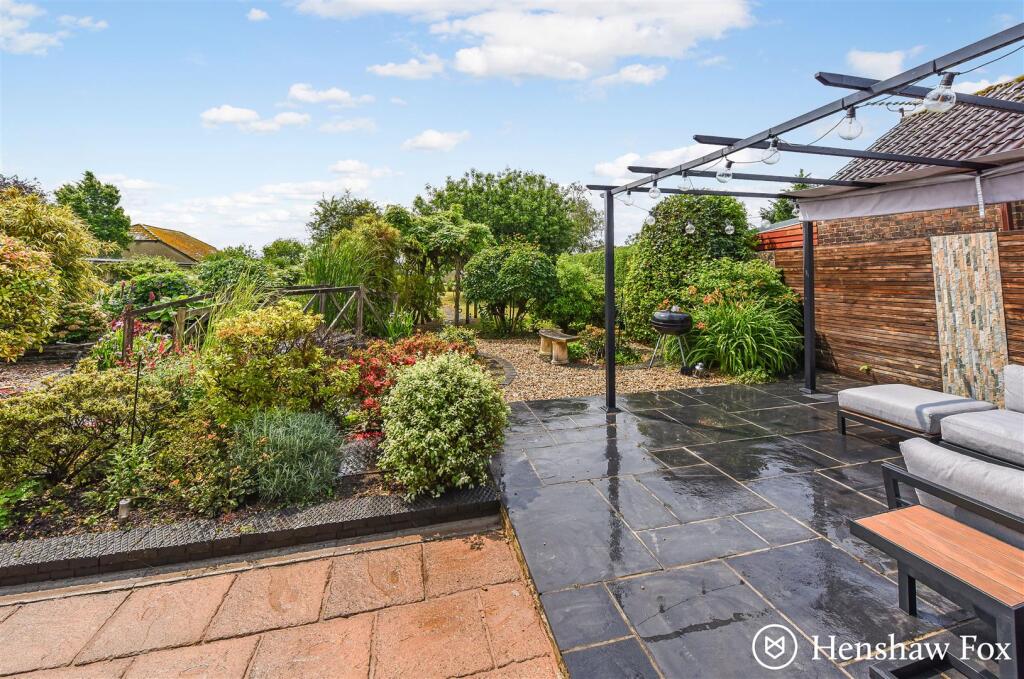 Ph4_5998339 - Copy.jpg