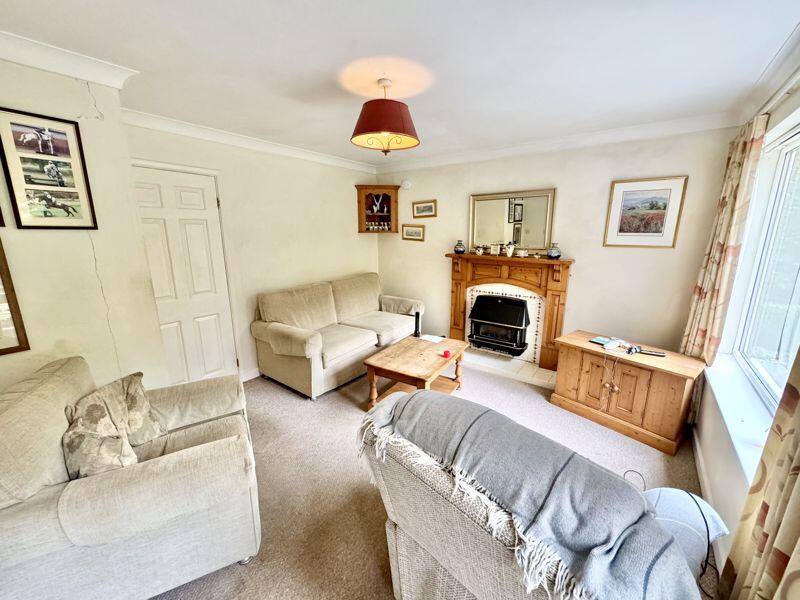 Sitting room / snug