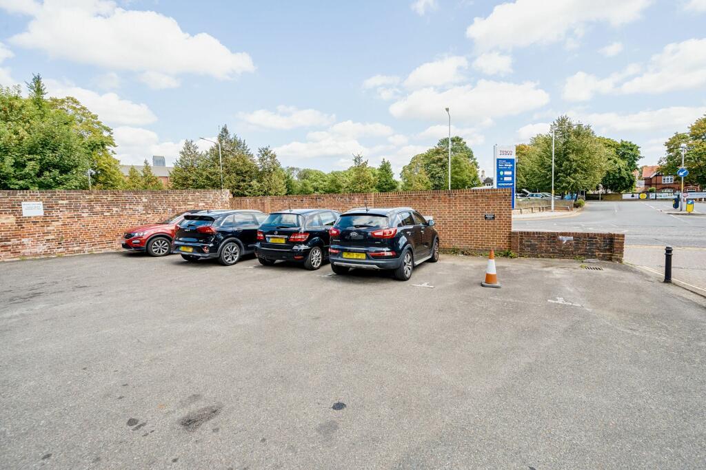 Parking (1)