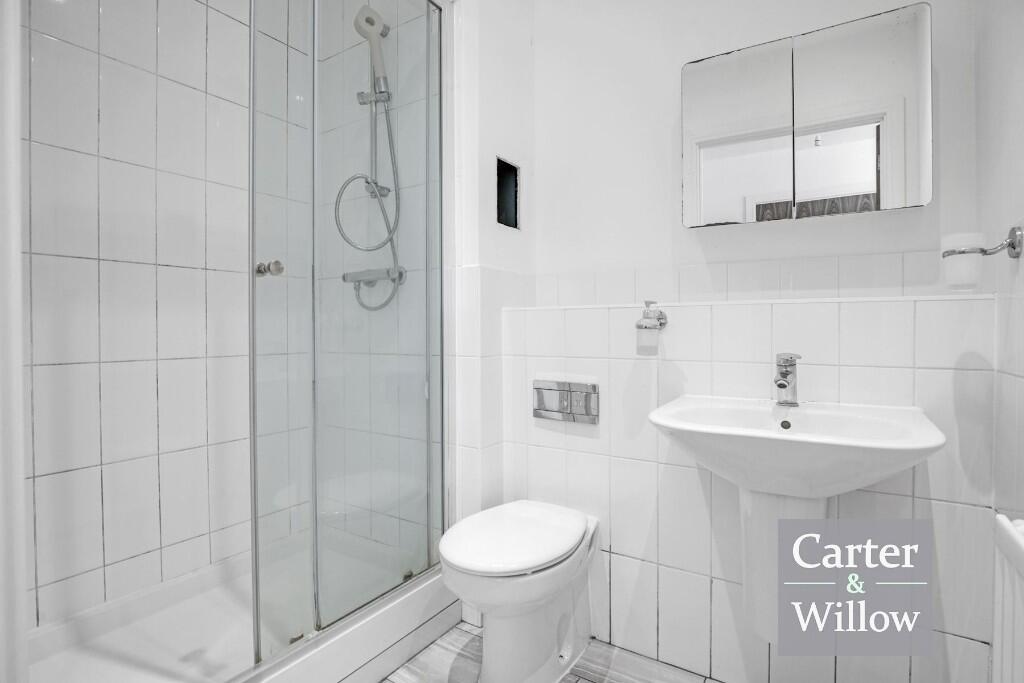 En suite shower room