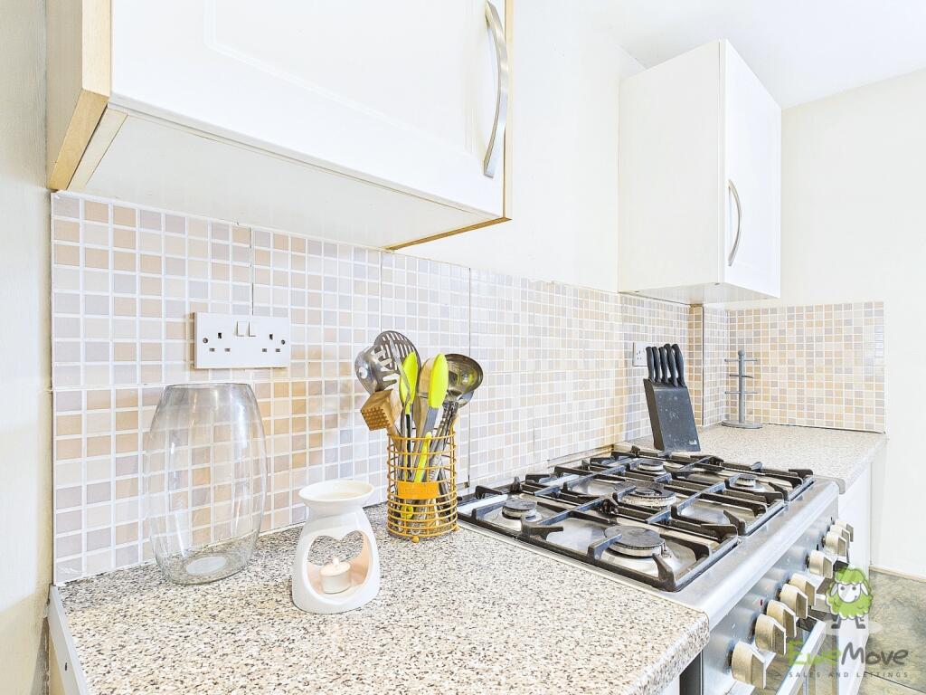 CAM01543G0-PR0121-STILL021