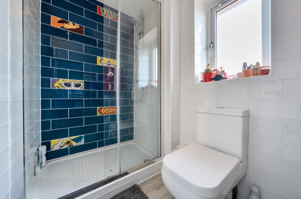 1335374-18-68922b...