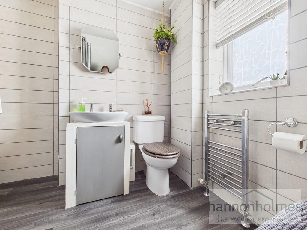 CAM05283G0-PR0027...