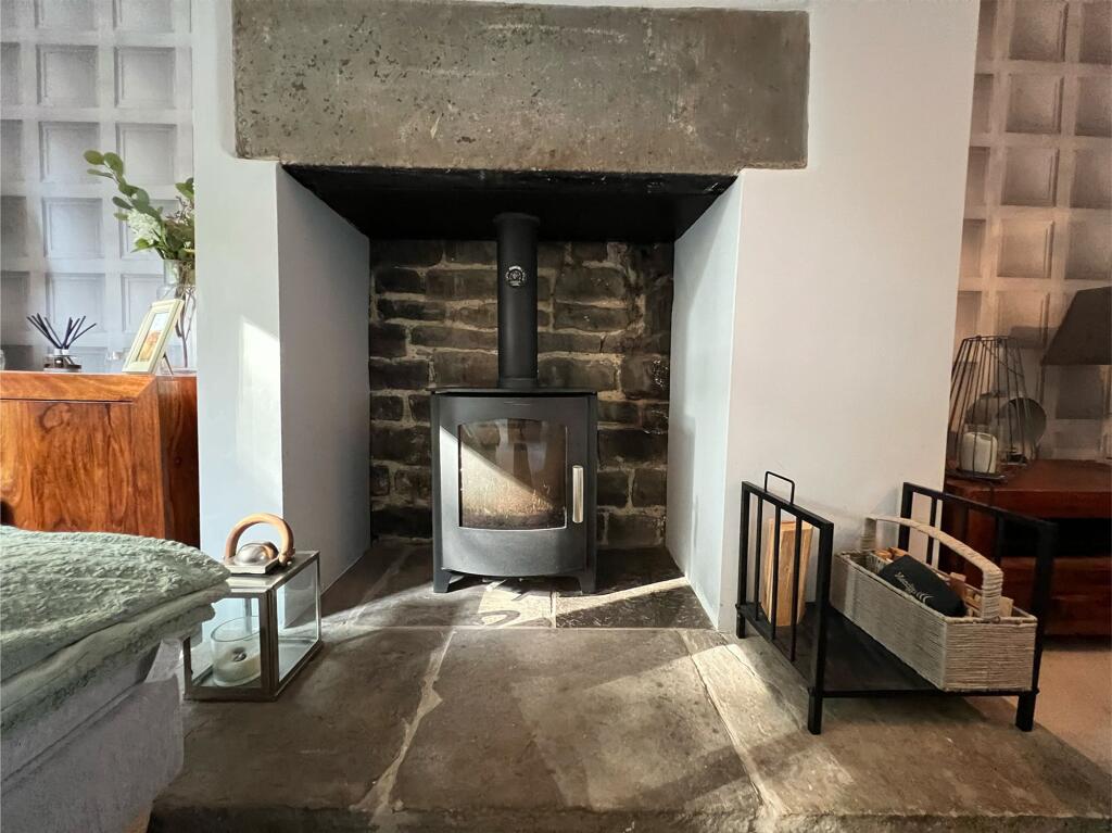 Blue Bell Lodge, Blue Bell Hill, Huddersfield