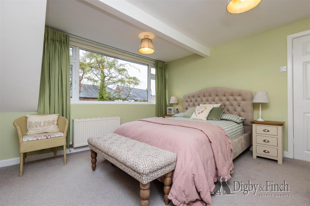2nd Bedroom